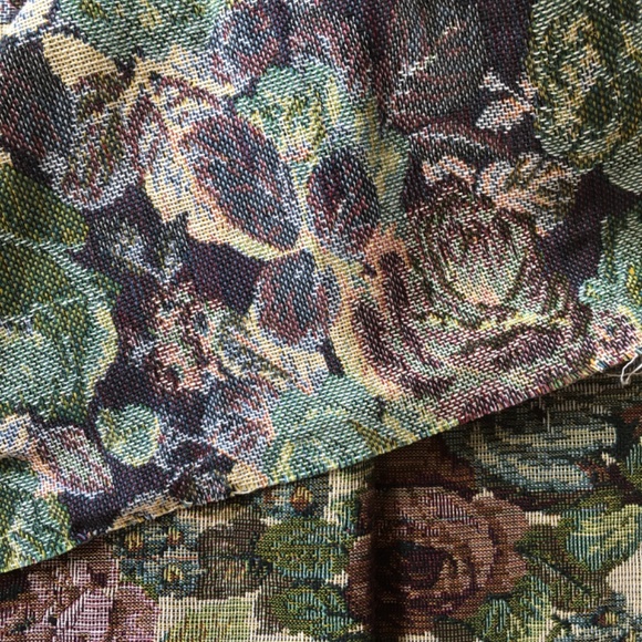 Floral tapestry fabric. 56x42 inches. - Picture 8 of 8